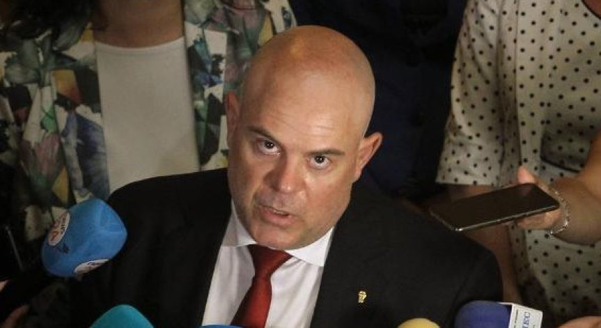 Иван Гешев влиза в политиката