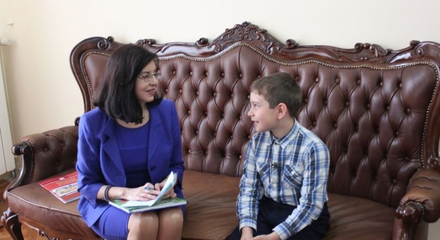 Министър Кунева иска: Графа 