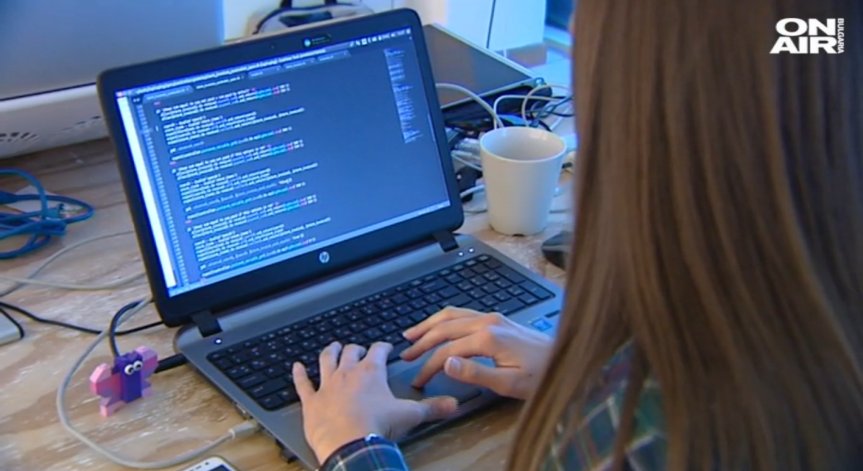 Жените в IT сектора у нас - по-малко от мъжете