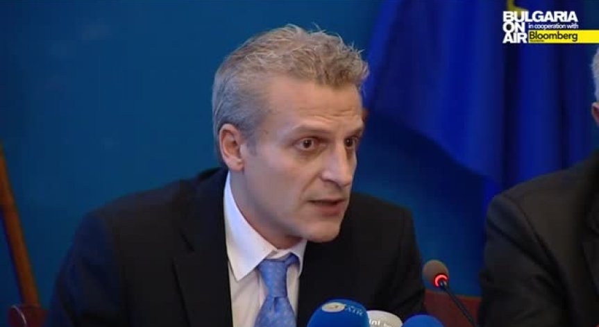 Здравното министерство ще финансира специализанти, обучаващи се по старата наредба