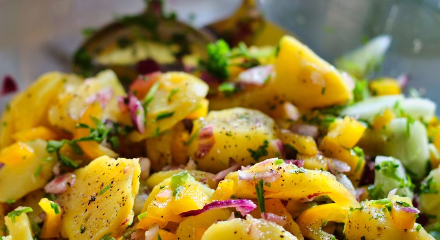 Каква е тайната за перфектната картофена салата?