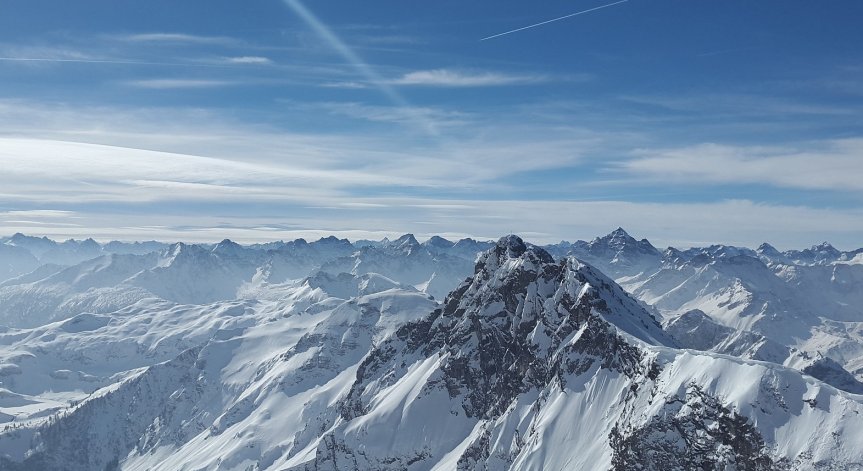 Облачността ще бъде значителна, ще превали слаб сняг