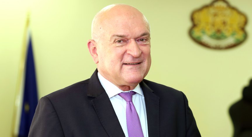 Сметната палата сезира кметове: Партии незаконно ползват общински имоти