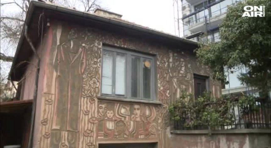 Всички замесени в кражбата на картините на Майстора - в ареста