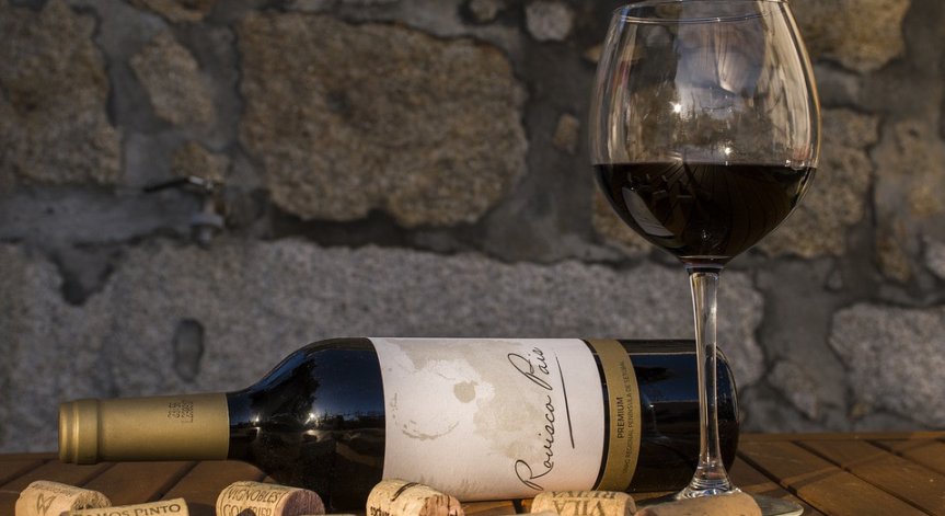 12 бутилки изискано френско вино бяха изпратени в Космоса 