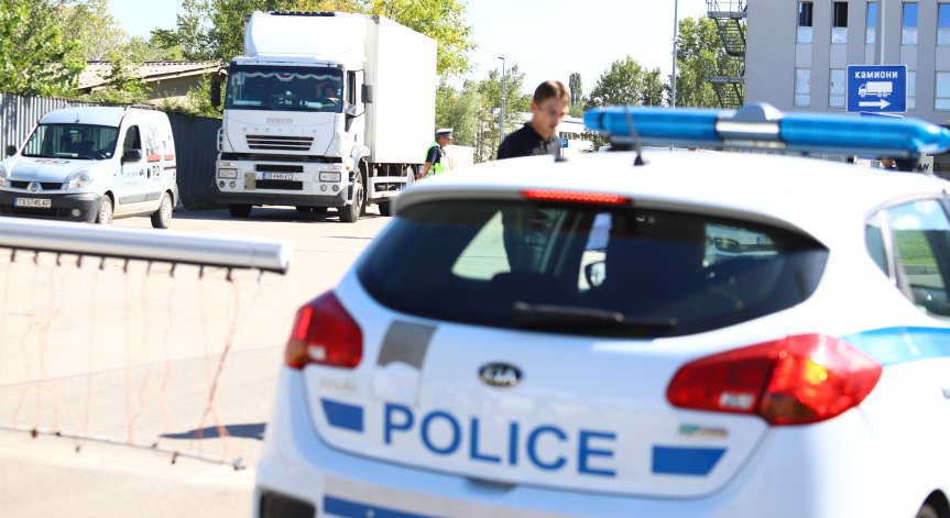 Откриха труповете на майка и дъщеря в дома им в Бяла Слатина