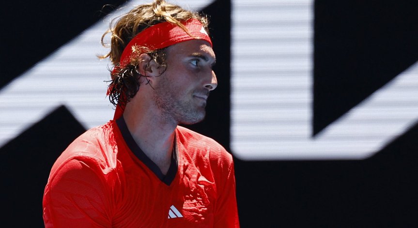 Пълен провал за Циципас в Мелбърн.