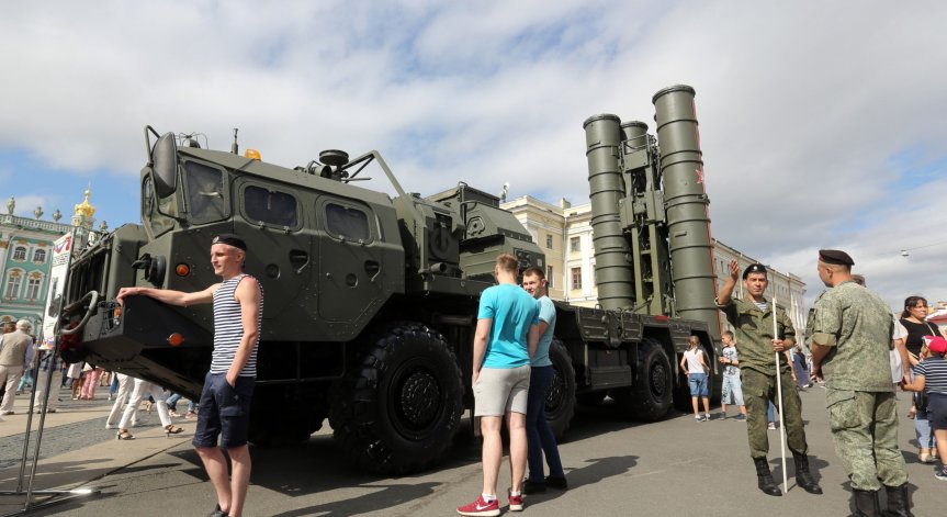 Американският Конгрес 2 години е блокирал оръжейни продажби за Турция