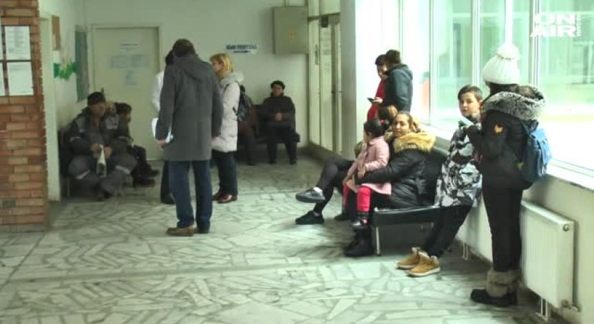 Общински съветници предлагат децата да са с предимство пред лекарските кабинети