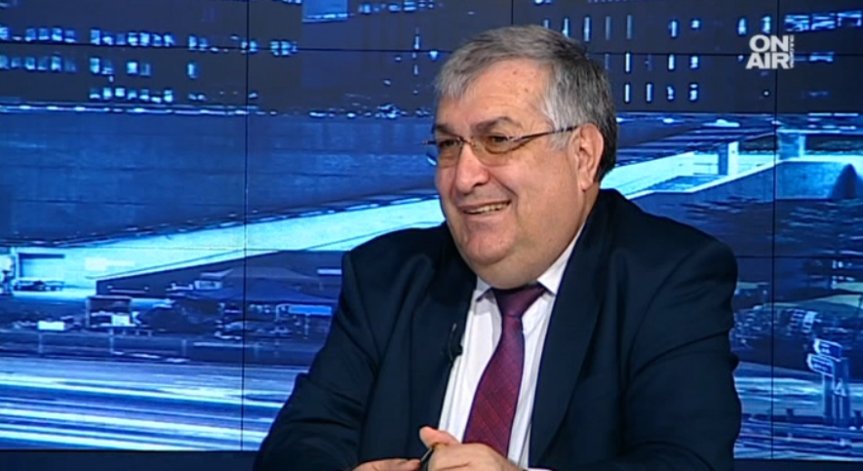 Проф. Близнашки се обяви за задължителна военна подготовка за мъжете