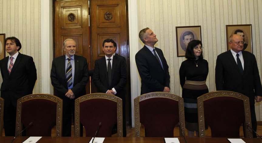 Стъпка назад: Реформаторите връщат мандата веднага