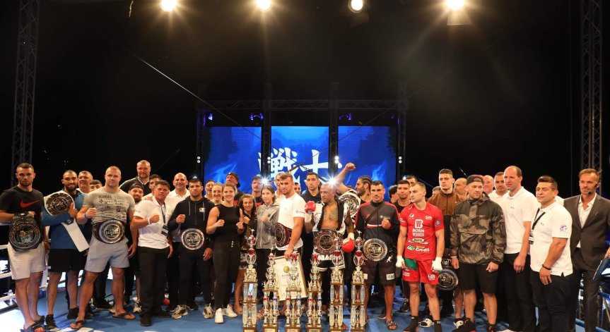 Трима българи си тръгнаха с шампионски колани от плажното издание на SENSHI