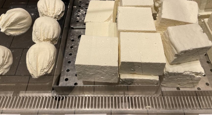 Софиянци ядат двойно по-скъп кашкавал и сирене - къде е най-евтино?