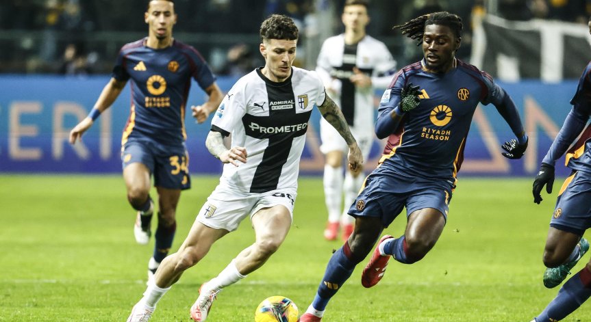 Домакините останаха с човек по-малко още в 31-ата минута.