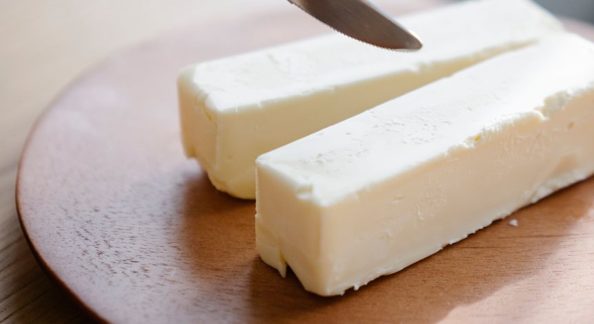 Съдът потвърди санкциите на КЗК за заблуждаващо предлагане на продукт като масло