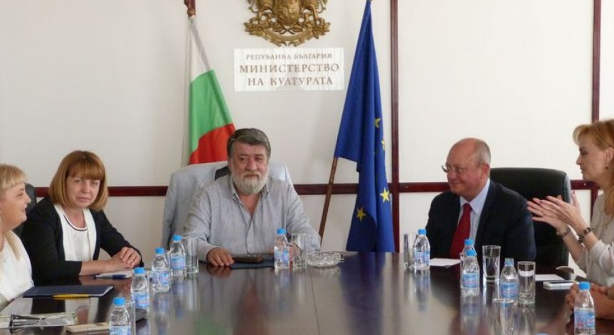МОН: Ще подготвим липсващите кадри за работа в културно-историческите обекти