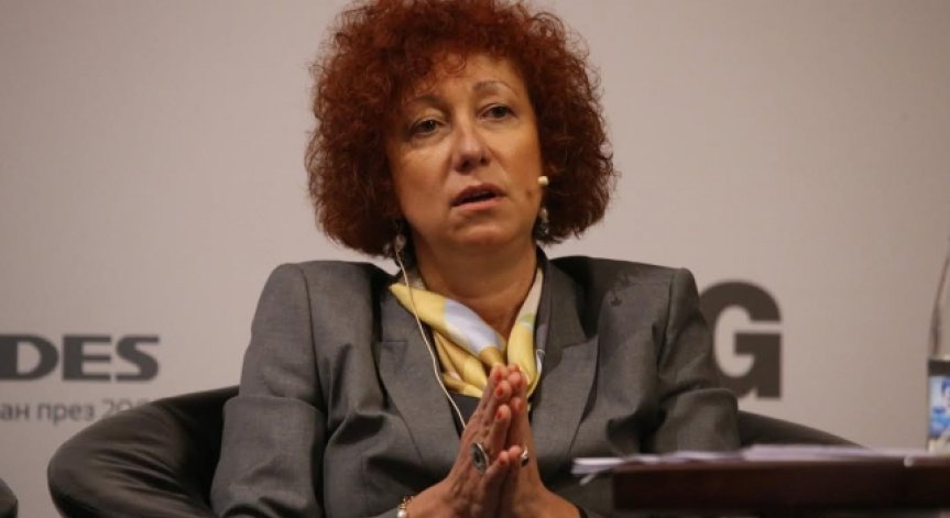 Цв. Крумова: Задължителните застраховки са негатив за пазара