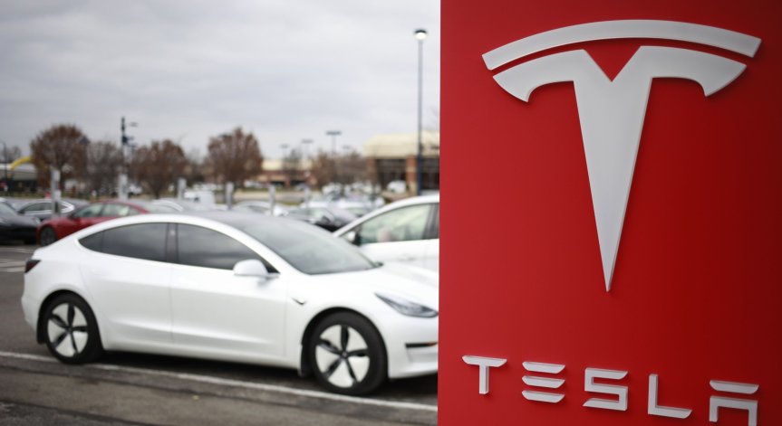 Акциите на Tesla може да нараснат с близо 30% през следващата година