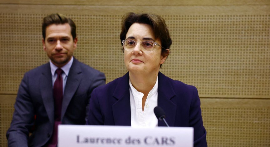 Директорът на Лувъра призна за 