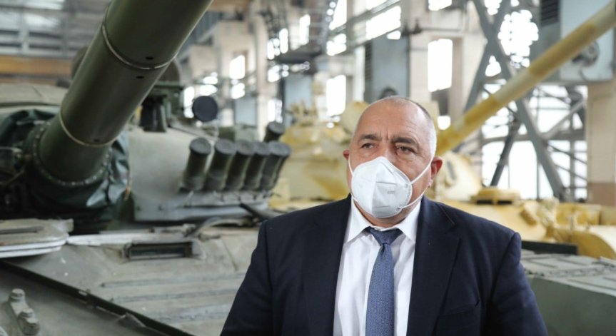 Борисов: Военните хеликоптери да станат въздушни линейки (Обновена)