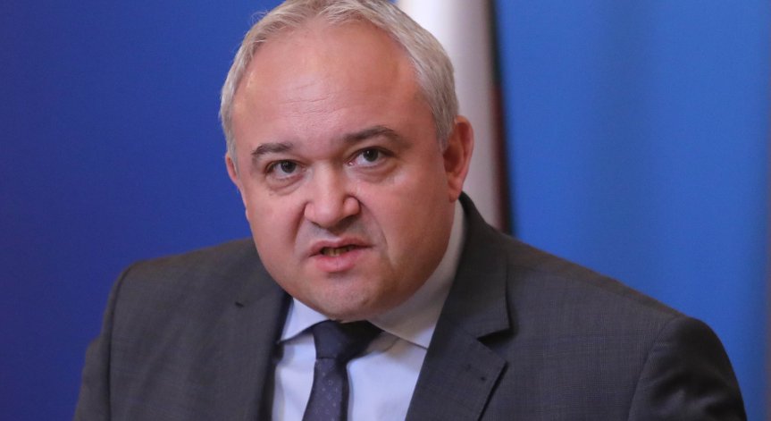 Вътрешният министър: Гешев е пътувал сам при взрива, семейството му не е било с него