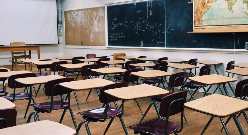 Тревожно: Почти половината учители у нас са над 50-годишни