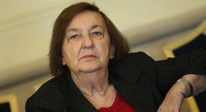 Нора Ананиева почина на 83 години