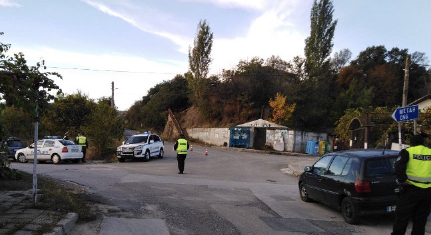 Спецакция в Благоевградско: 11 са арестувани, написани са 31 акта