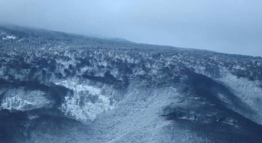 Планинската служба алармира за опасност от лавини, скиорите да внимават