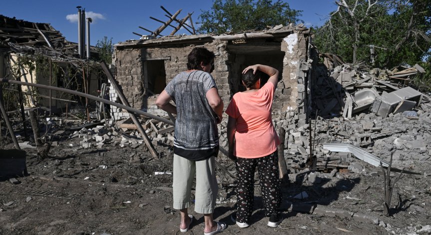 Удари срещу кораби в Черно море взеха жертви, взривове разтърсиха Одеса и Москва