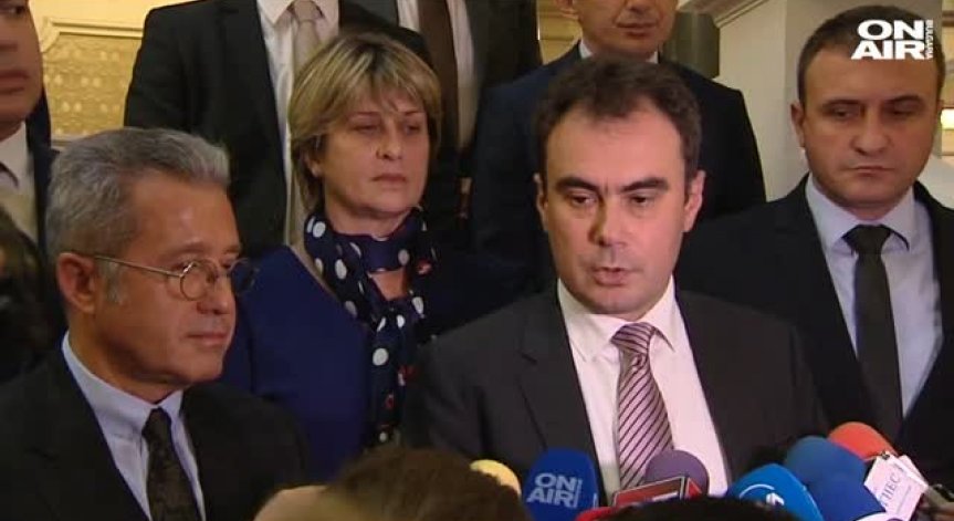 БСП и ДПС решиха: Вот на недоверие след приемането на Бюджет 2018