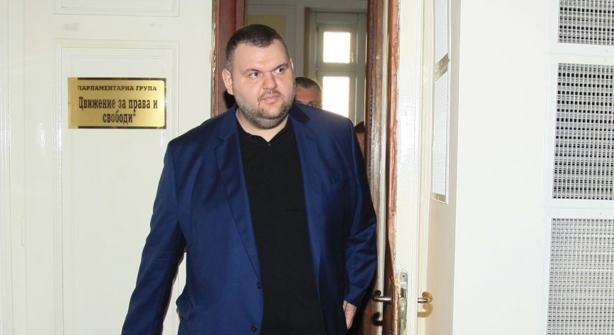 ДПС: Очакваме доказателства, мотивирали решението на САЩ за Пеевски