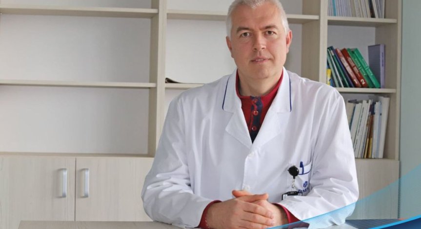 Негативни промени в мисленето и настроението могат да започнат или да се влошат след травматичното събитие.