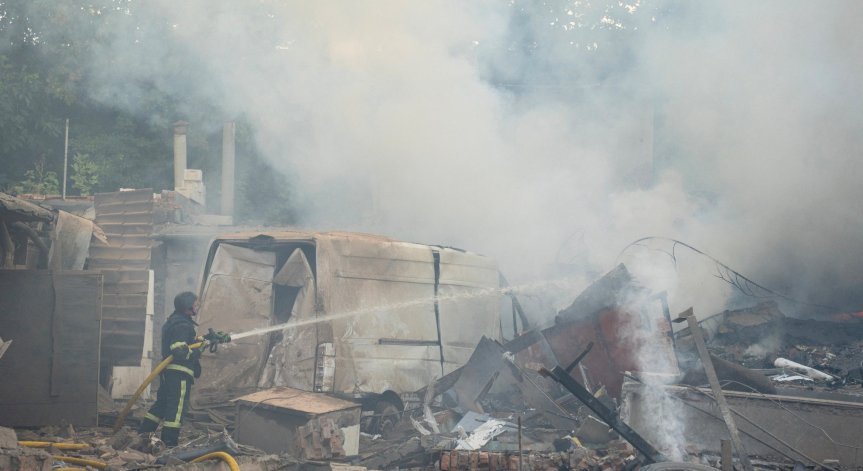 Руското министерство на отбраната отрече жертвите да са хуманитарни работници.