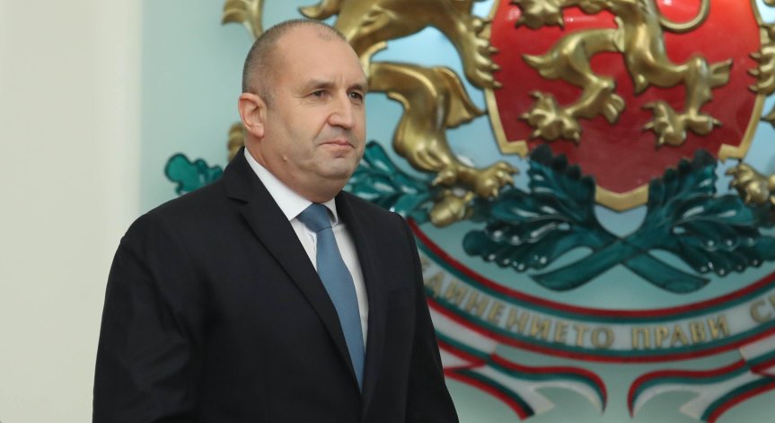 Радев събира спешно службите, обсъждат рисковете за националната сигурност