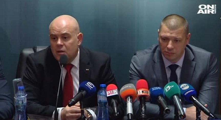 Българското гражданство струвало до 8 000 евро