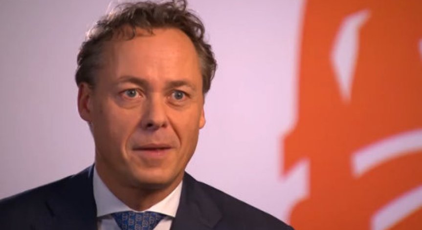 ING Group съкращава 1700 работни места