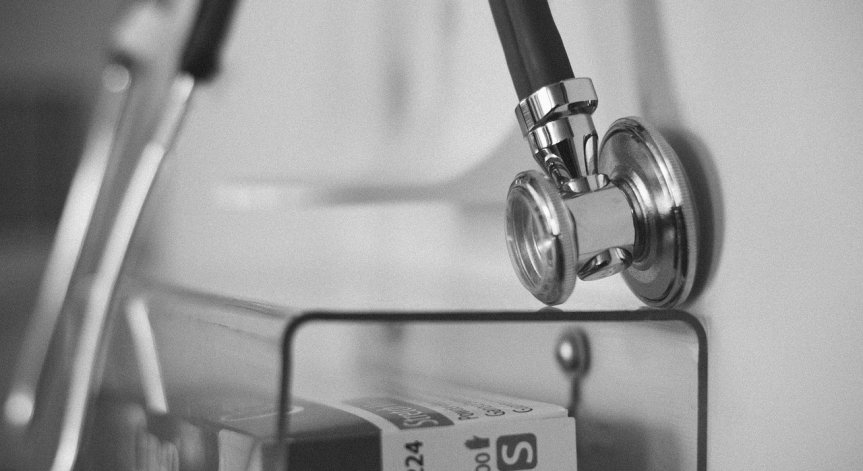 Отлага се въвеждането на електронни рецепти за две групи лекарства