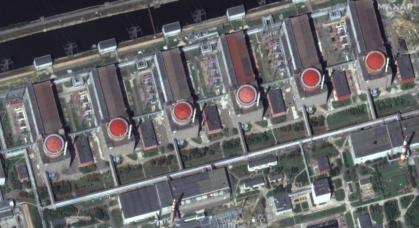 Международни експерти ще посетят обстрелваната АЕЦ 