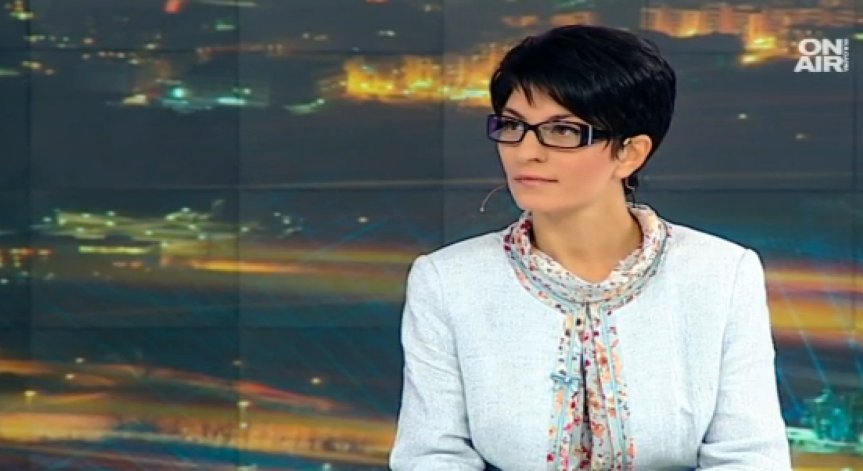 Десислава Атанасова настоя за подкрепа на държавите, пряко засегнати от мигрантската вълна