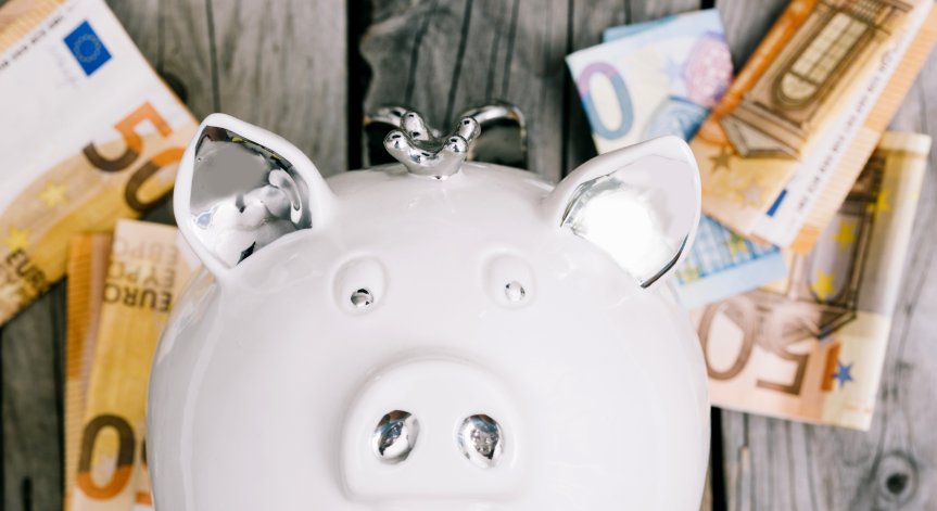 Пълнолунието отключва енергия за промяна и успех.