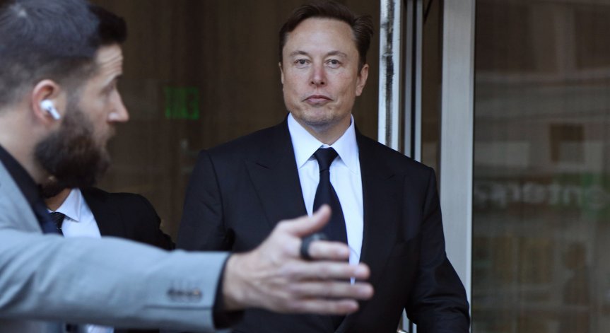 Мъск с ново решение за Twitter: Само проверени профили ще могат да участват в анкети