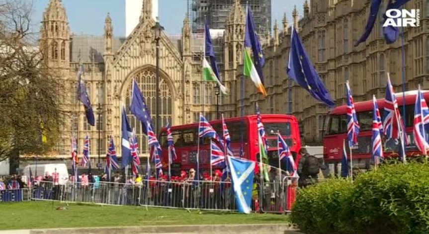 Британският парламент за трети път отхвърли Brexit