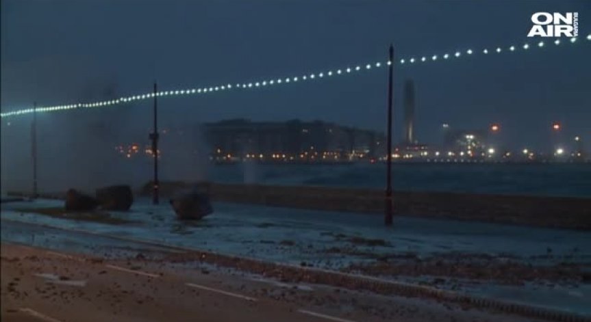 Северозападна Европа и САЩ паднаха в капана на 