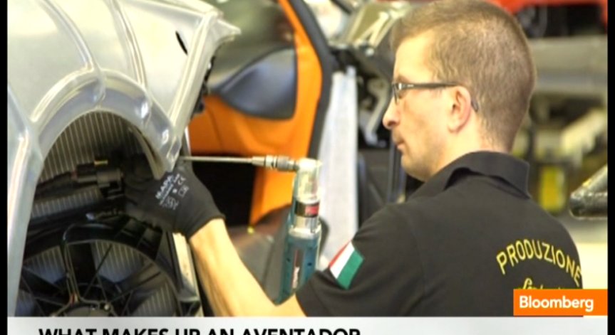 Зад кулисите на производството на Aventador в завода на Lamborghini