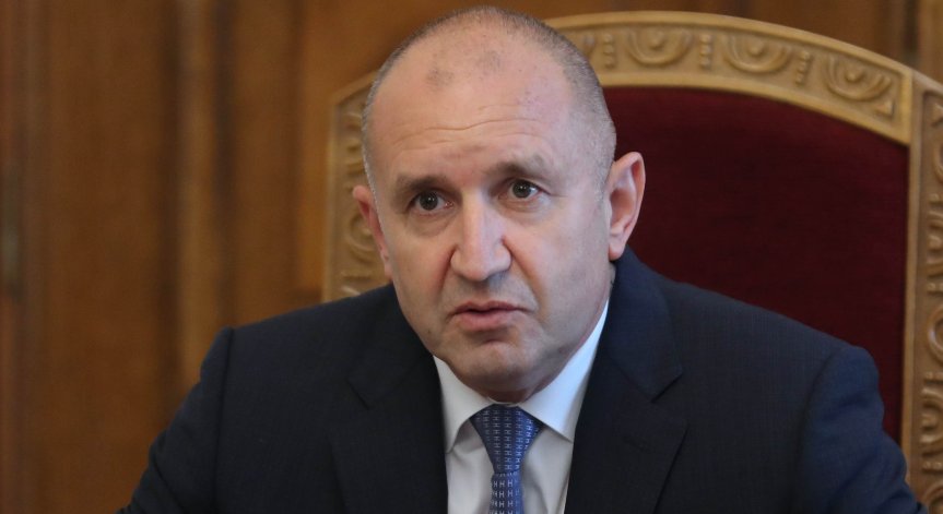 Радев: НАТО да не се намесва във войната в Украйна, защото ще има глобален сблъсък