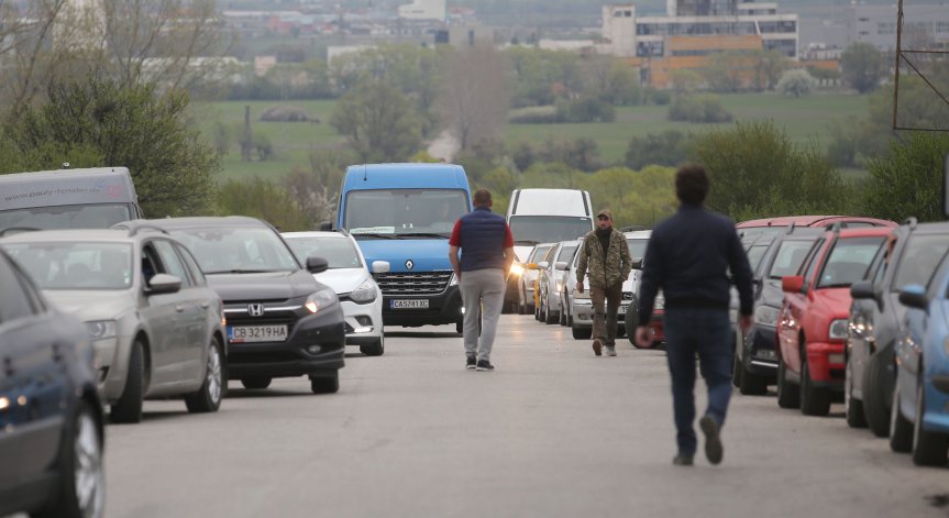 Недостиг на нови и стари автомобили, спекула ли е скок на цените за кола втора употреба с 50%?
