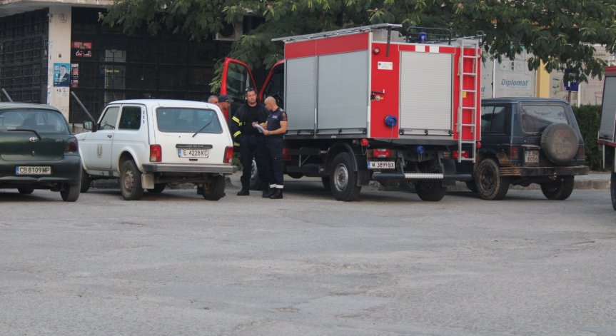 Продължава борбата с пожарите.