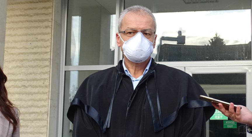 Настаняват подсъдимата майка от Сандански в психиатрично заведение