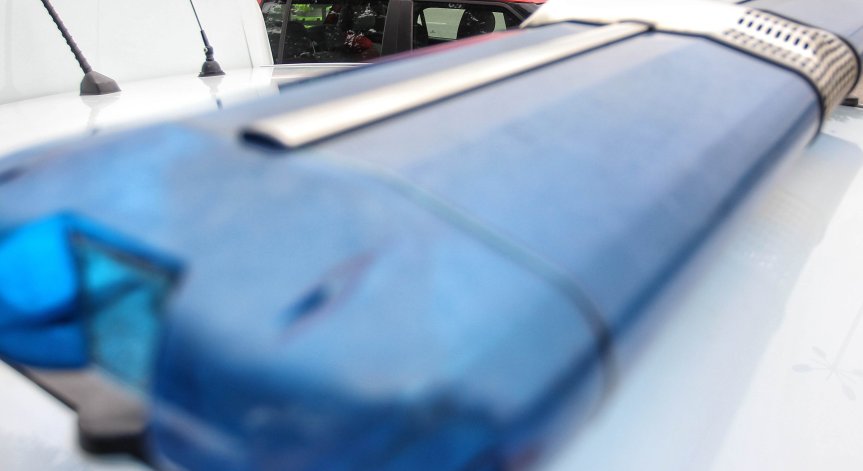 На място е подаден сигнал на тел. 112.